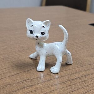 Vintage 1950s Nodder Cat Figurine White with Blue Speckles, Dark Eyes, Mary Loui